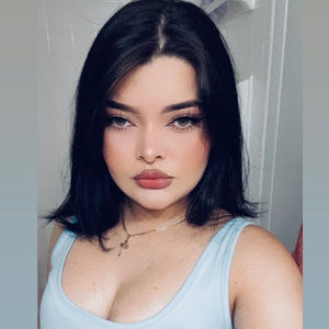 Meet your Posher, Juliana